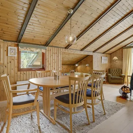 Two-bedroom In Højby